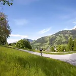 펜션 Brixen Valley Bus Access