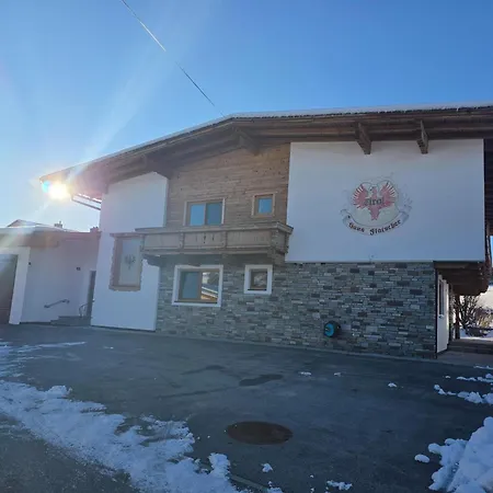 Brixen Valley Bus Access 펜션